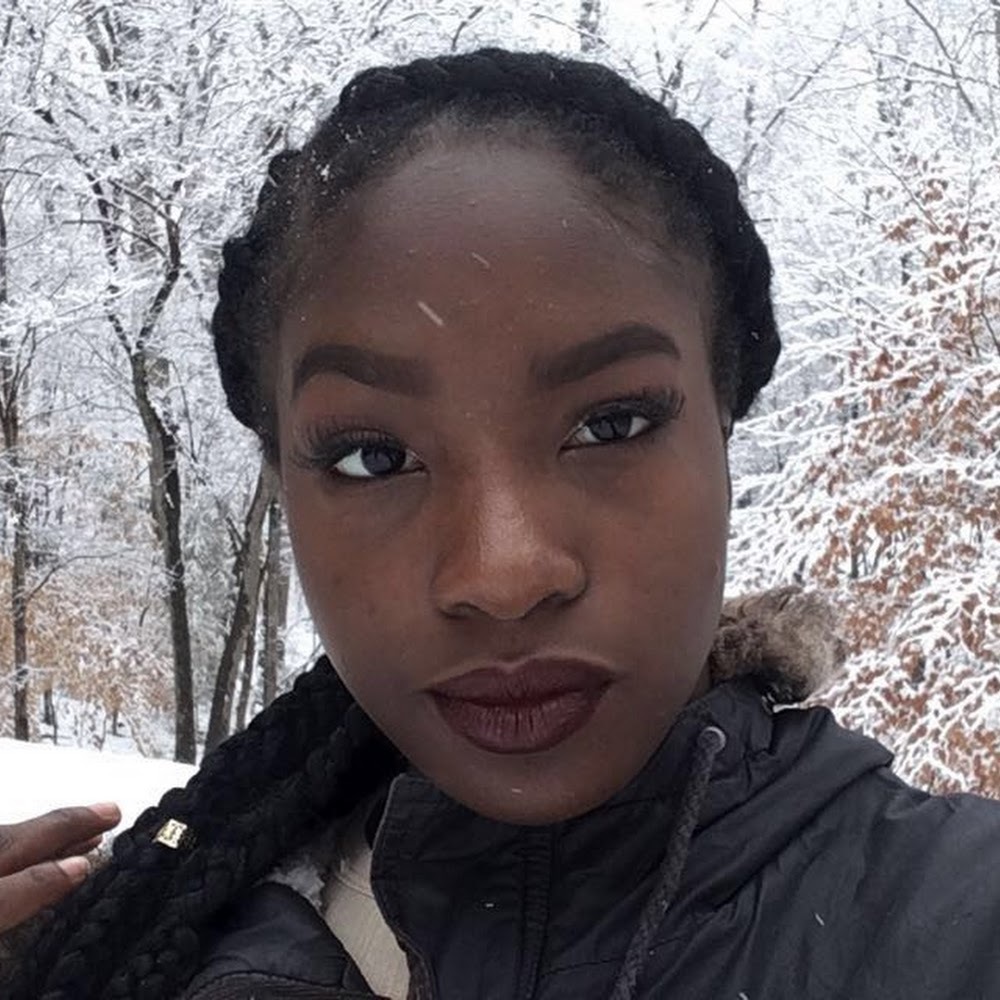 Meet your Posher, Ayo